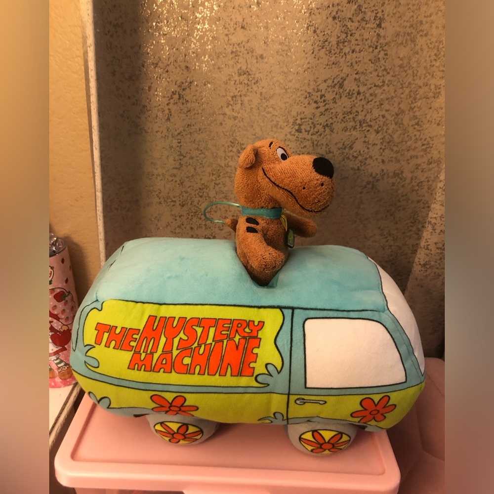 Universal Studios Scooby Doo & The Mystery Machine